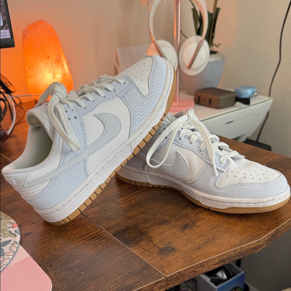 LIKE NEW Nike Dunk Low ‘Football Grey’ Sz 7.5